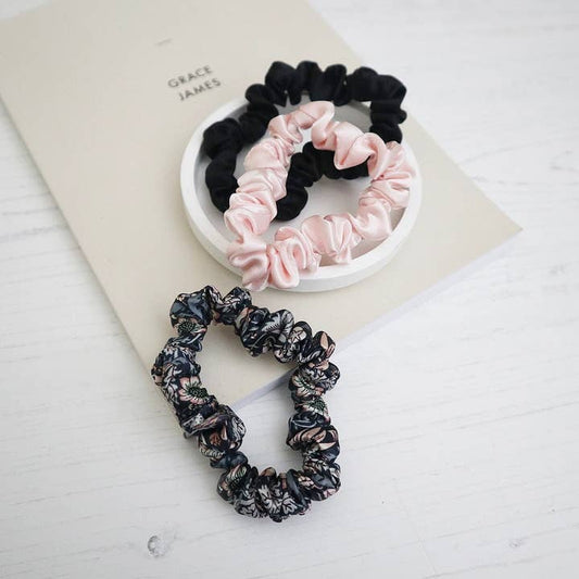 Grace James Online - Liberty London Silk Scrunchies Trio Strawberry Thief